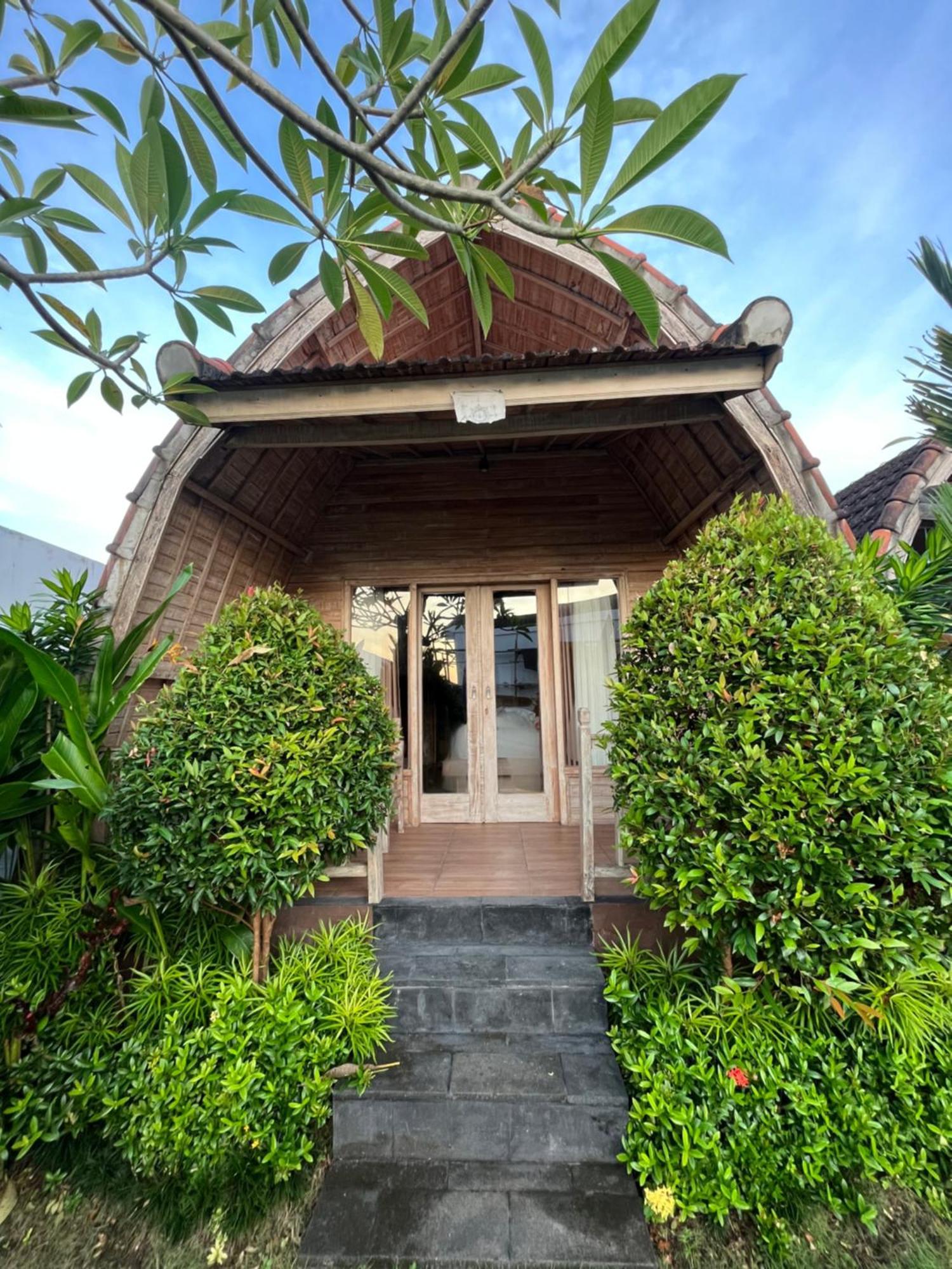 Baba Villa *